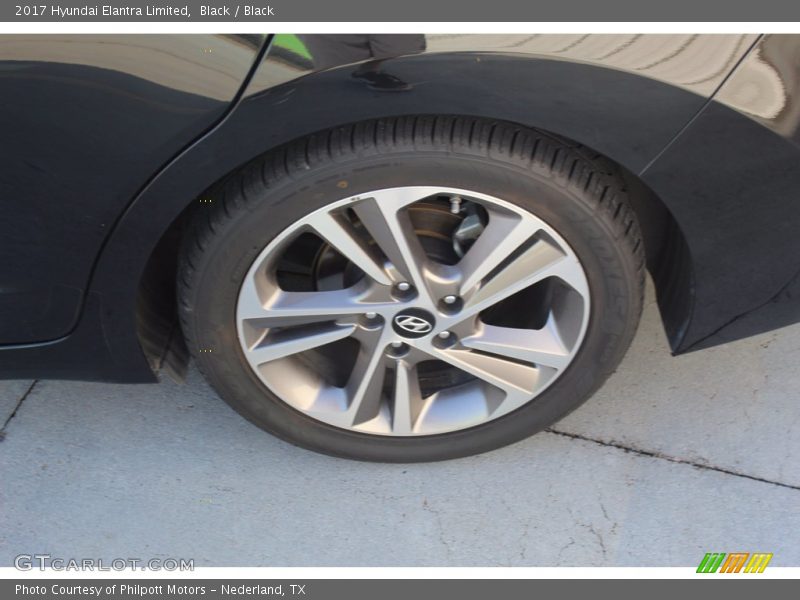 Black / Black 2017 Hyundai Elantra Limited
