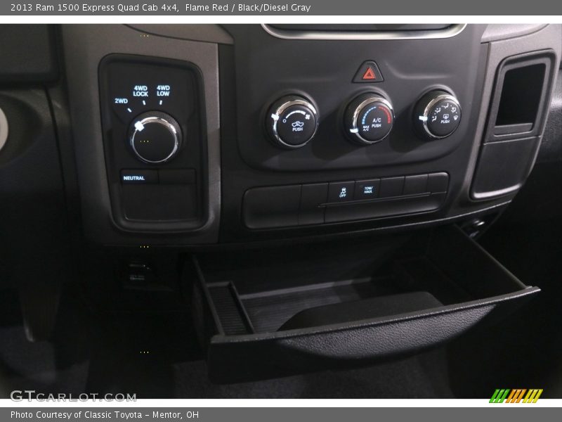 Flame Red / Black/Diesel Gray 2013 Ram 1500 Express Quad Cab 4x4