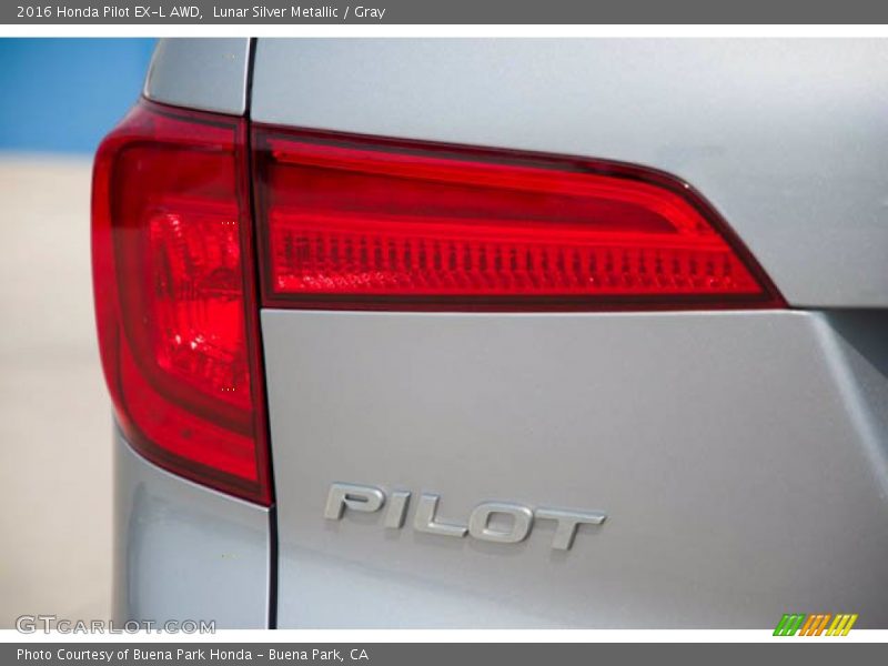 Lunar Silver Metallic / Gray 2016 Honda Pilot EX-L AWD