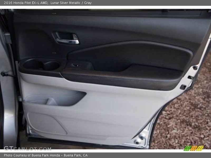 Lunar Silver Metallic / Gray 2016 Honda Pilot EX-L AWD