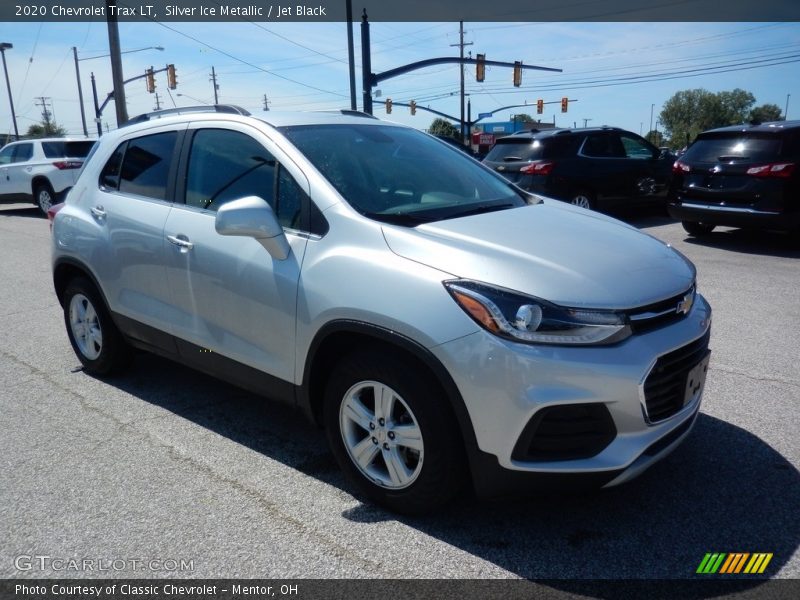 Silver Ice Metallic / Jet Black 2020 Chevrolet Trax LT