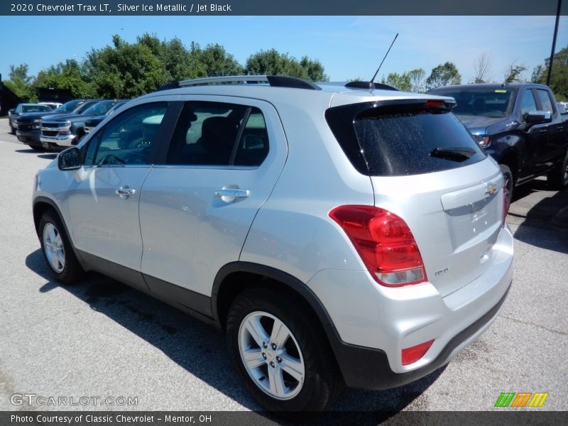 Silver Ice Metallic / Jet Black 2020 Chevrolet Trax LT