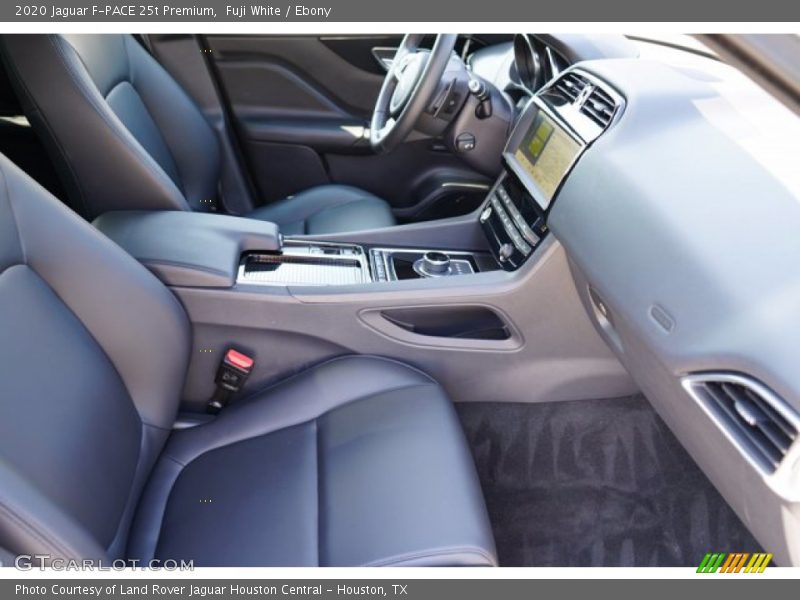 Fuji White / Ebony 2020 Jaguar F-PACE 25t Premium
