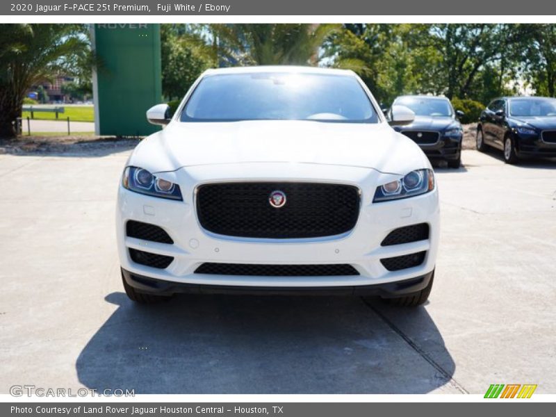 Fuji White / Ebony 2020 Jaguar F-PACE 25t Premium