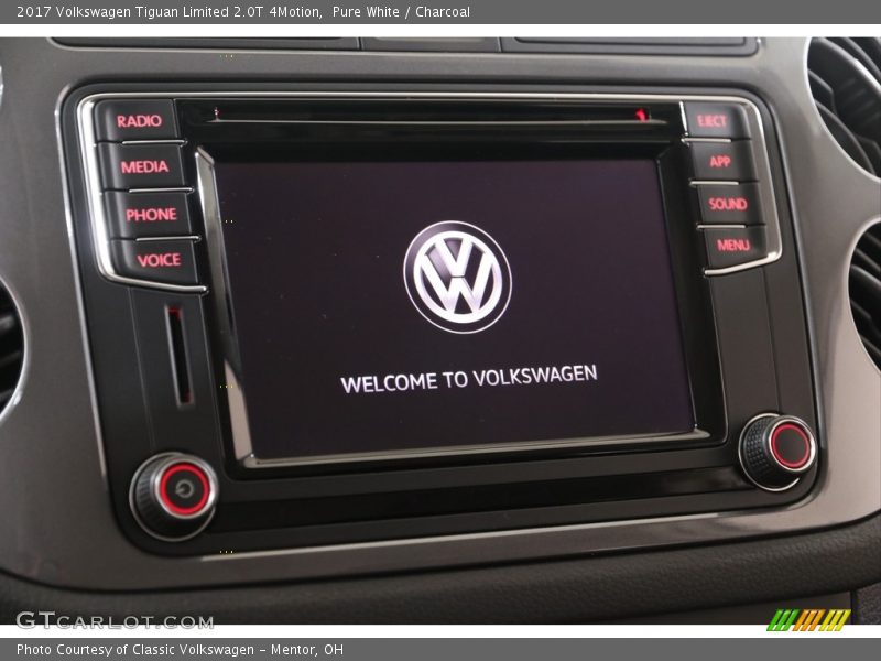 Pure White / Charcoal 2017 Volkswagen Tiguan Limited 2.0T 4Motion