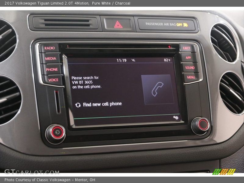 Pure White / Charcoal 2017 Volkswagen Tiguan Limited 2.0T 4Motion