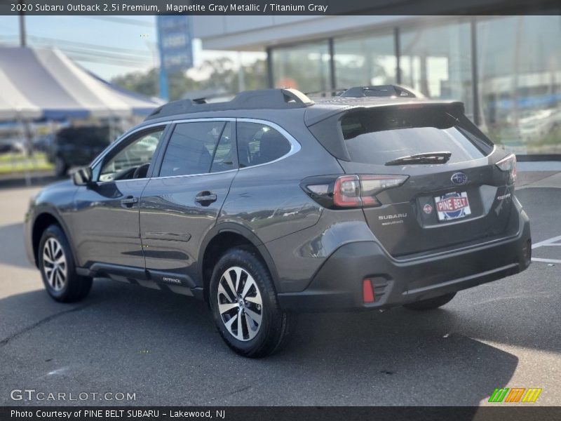 Magnetite Gray Metallic / Titanium Gray 2020 Subaru Outback 2.5i Premium