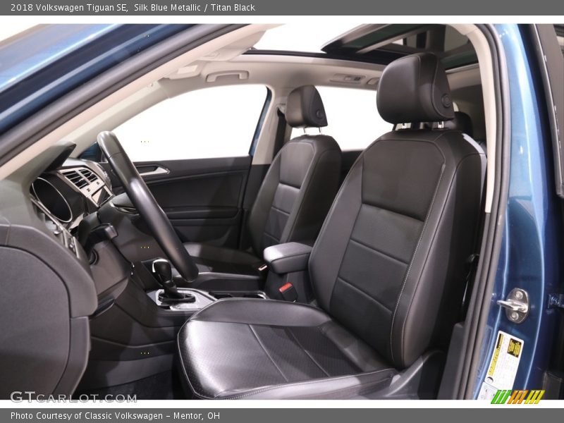 Front Seat of 2018 Tiguan SE