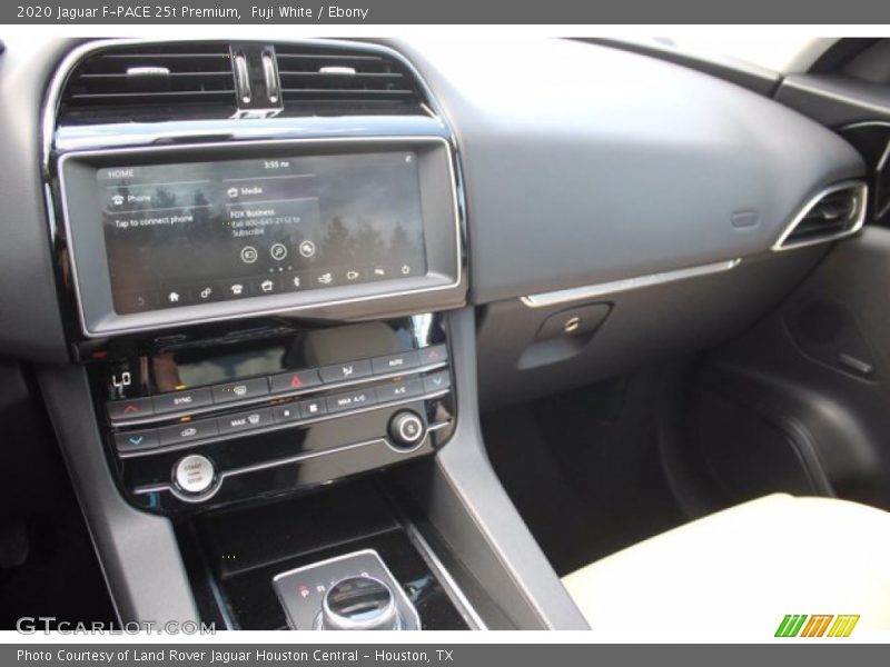 Fuji White / Ebony 2020 Jaguar F-PACE 25t Premium