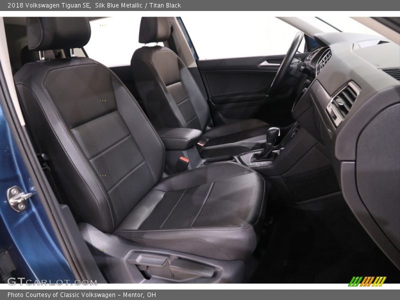 Front Seat of 2018 Tiguan SE