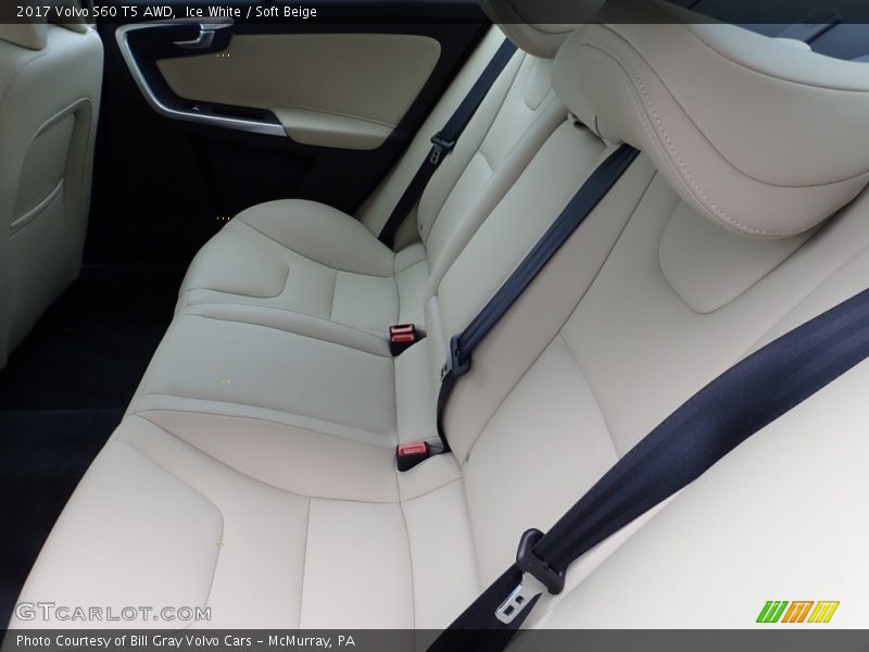 Ice White / Soft Beige 2017 Volvo S60 T5 AWD