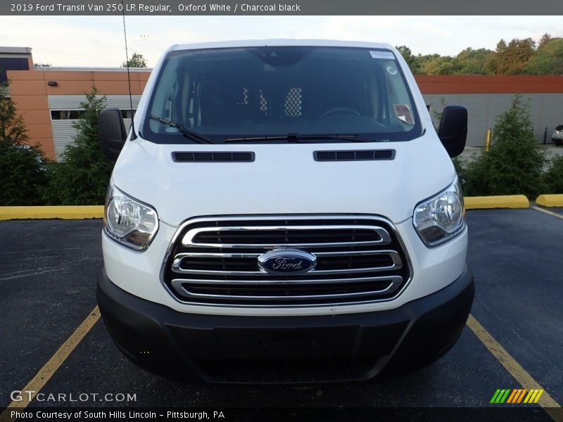 Oxford White / Charcoal black 2019 Ford Transit Van 250 LR Regular