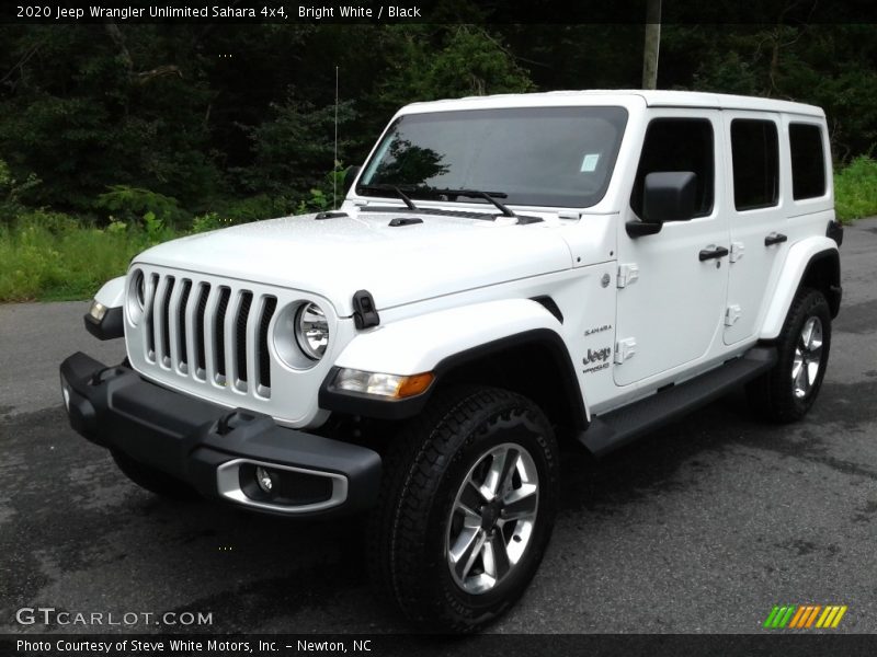Bright White / Black 2020 Jeep Wrangler Unlimited Sahara 4x4