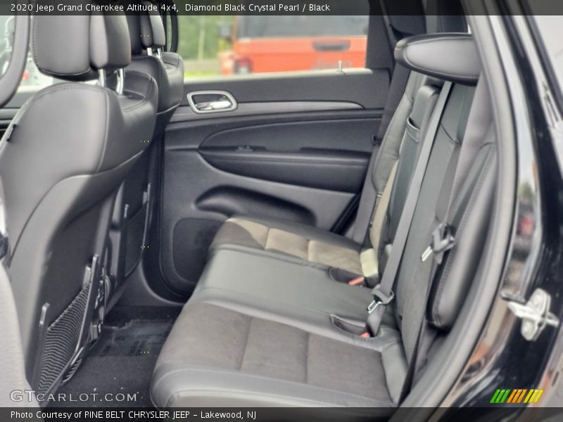 Diamond Black Crystal Pearl / Black 2020 Jeep Grand Cherokee Altitude 4x4