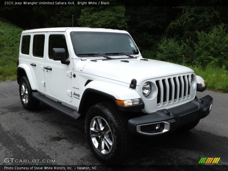 Bright White / Black 2020 Jeep Wrangler Unlimited Sahara 4x4