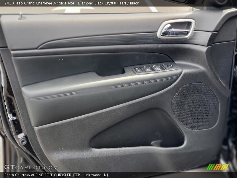 Diamond Black Crystal Pearl / Black 2020 Jeep Grand Cherokee Altitude 4x4