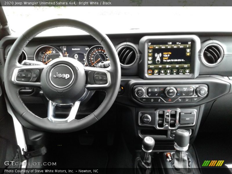 Bright White / Black 2020 Jeep Wrangler Unlimited Sahara 4x4