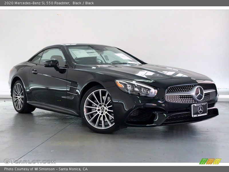 Front 3/4 View of 2020 SL 550 Roadster