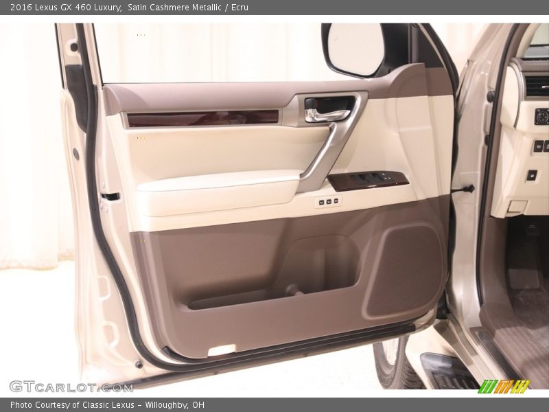 Door Panel of 2016 GX 460 Luxury