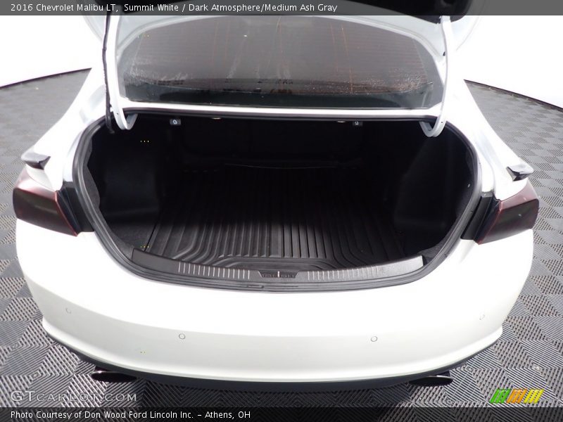 Summit White / Dark Atmosphere/Medium Ash Gray 2016 Chevrolet Malibu LT