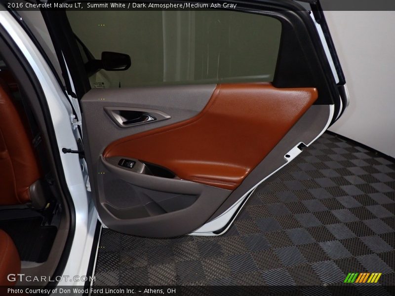 Summit White / Dark Atmosphere/Medium Ash Gray 2016 Chevrolet Malibu LT