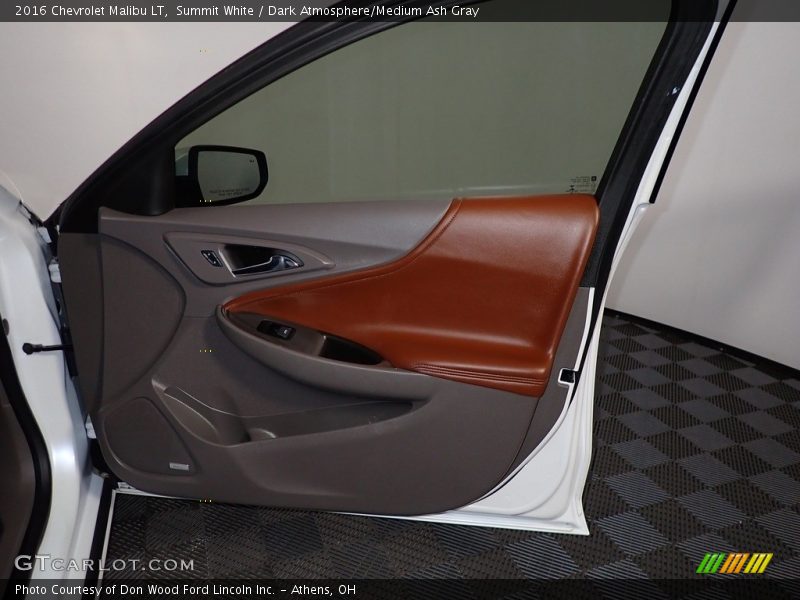 Summit White / Dark Atmosphere/Medium Ash Gray 2016 Chevrolet Malibu LT