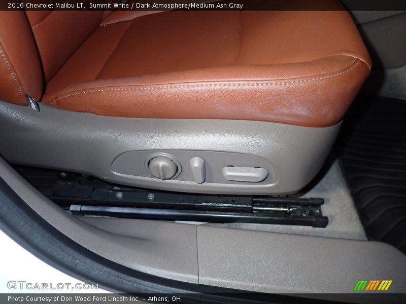 Summit White / Dark Atmosphere/Medium Ash Gray 2016 Chevrolet Malibu LT