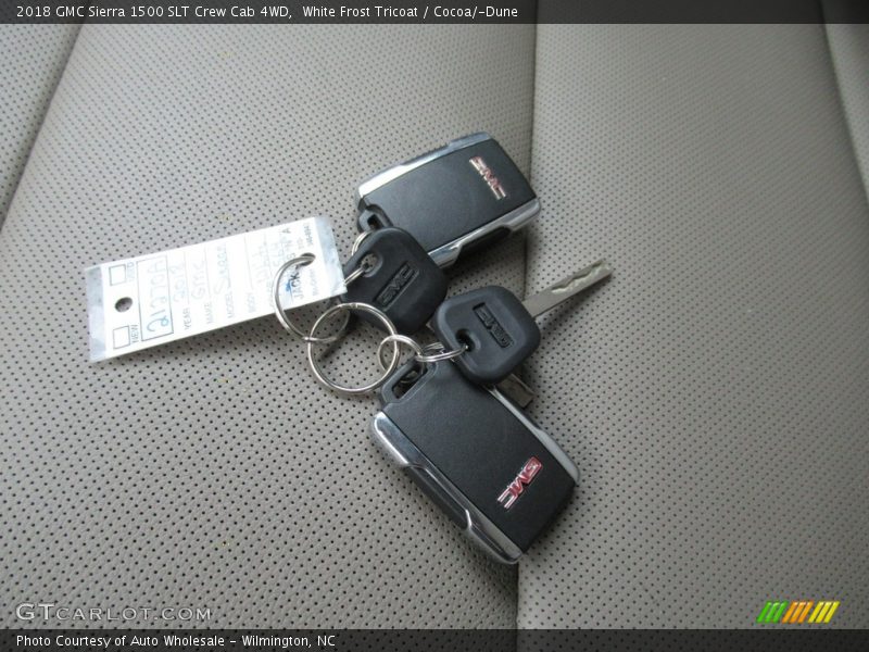 Keys of 2018 Sierra 1500 SLT Crew Cab 4WD