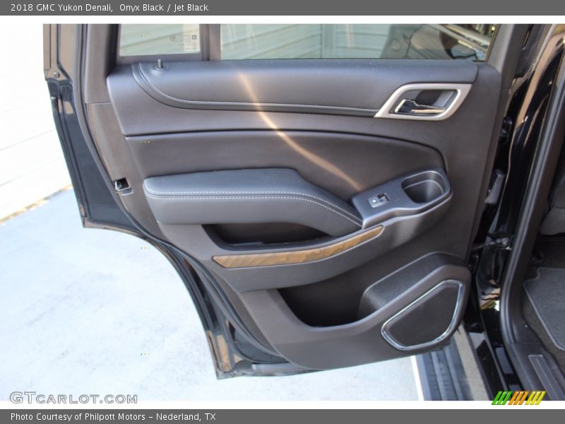 Onyx Black / Jet Black 2018 GMC Yukon Denali