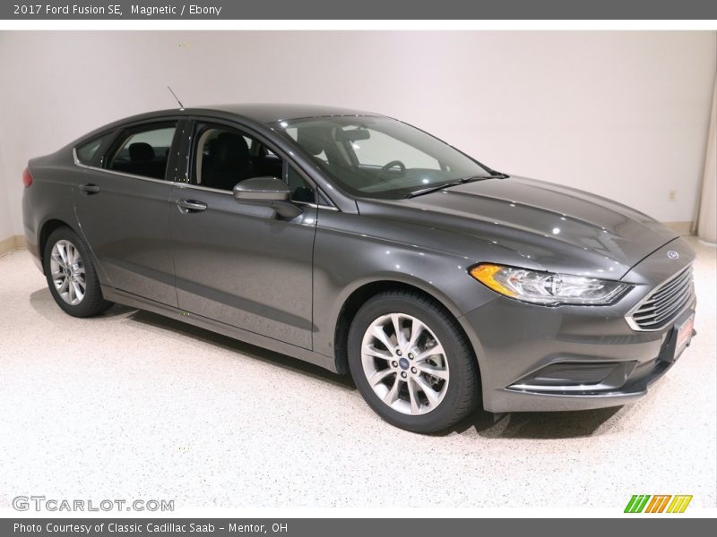 Magnetic / Ebony 2017 Ford Fusion SE