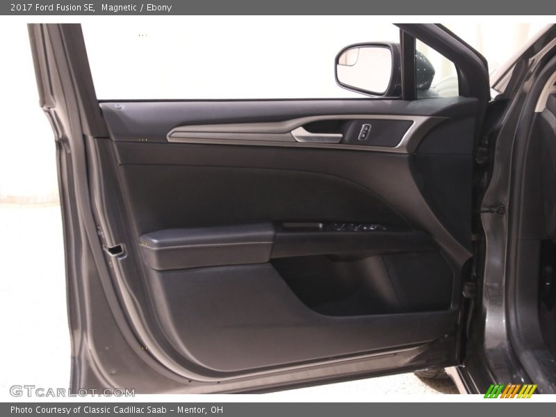 Magnetic / Ebony 2017 Ford Fusion SE