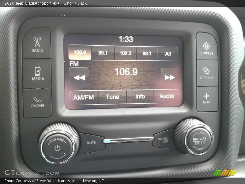 Audio System of 2020 Gladiator Sport 4x4