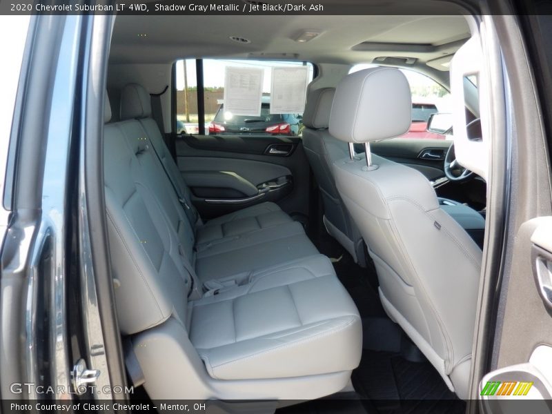 Shadow Gray Metallic / Jet Black/Dark Ash 2020 Chevrolet Suburban LT 4WD
