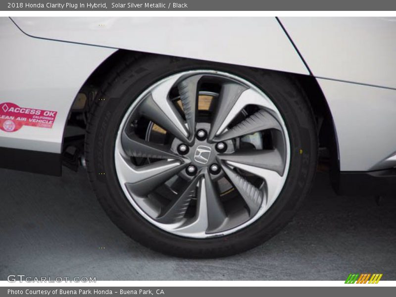 Solar Silver Metallic / Black 2018 Honda Clarity Plug In Hybrid