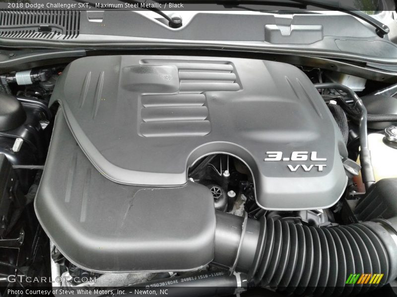 Maximum Steel Metallic / Black 2018 Dodge Challenger SXT
