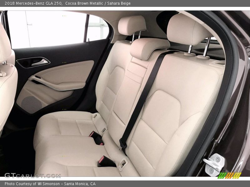 Cocoa Brown Metallic / Sahara Beige 2018 Mercedes-Benz GLA 250