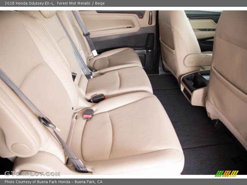 Forest Mist Metallic / Beige 2018 Honda Odyssey EX-L