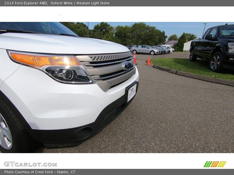 Oxford White / Medium Light Stone 2014 Ford Explorer 4WD