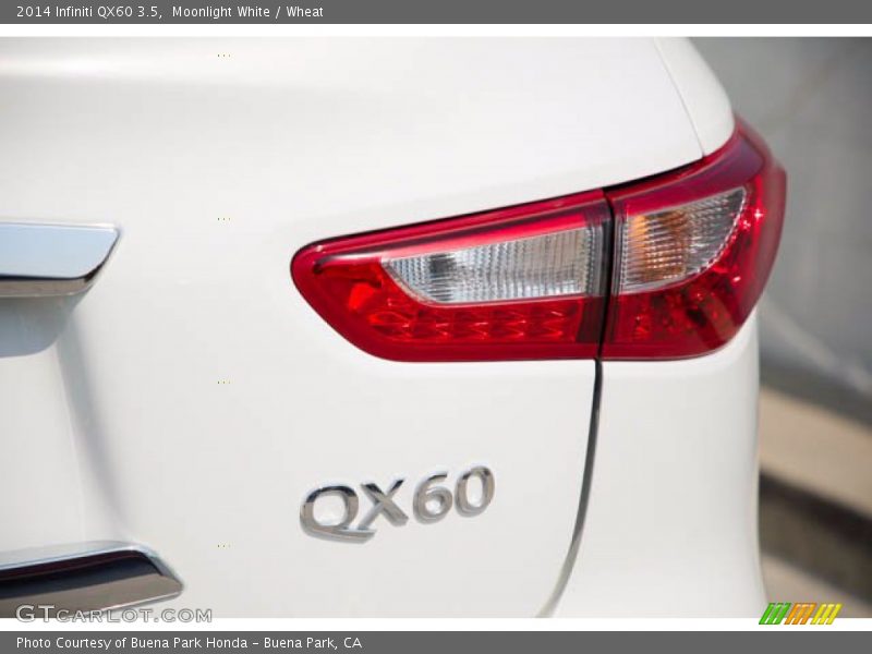  2014 QX60 3.5 Logo