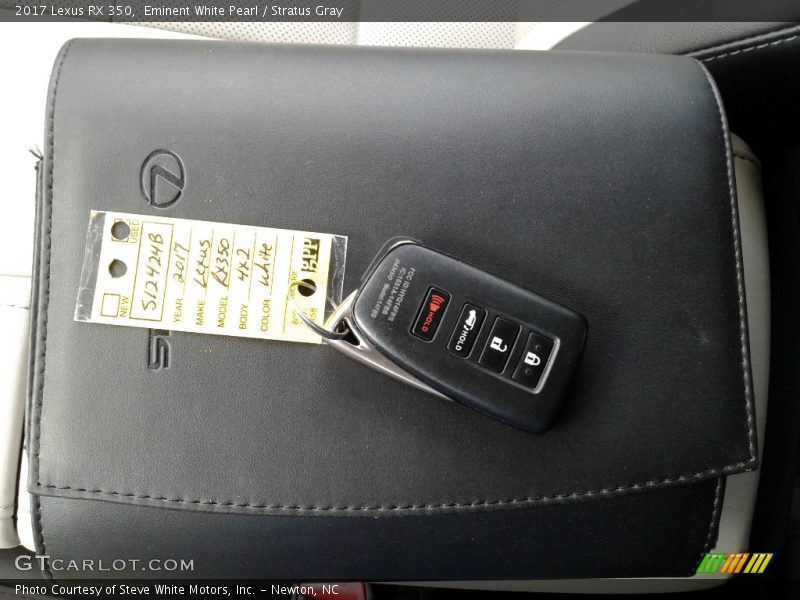 Eminent White Pearl / Stratus Gray 2017 Lexus RX 350