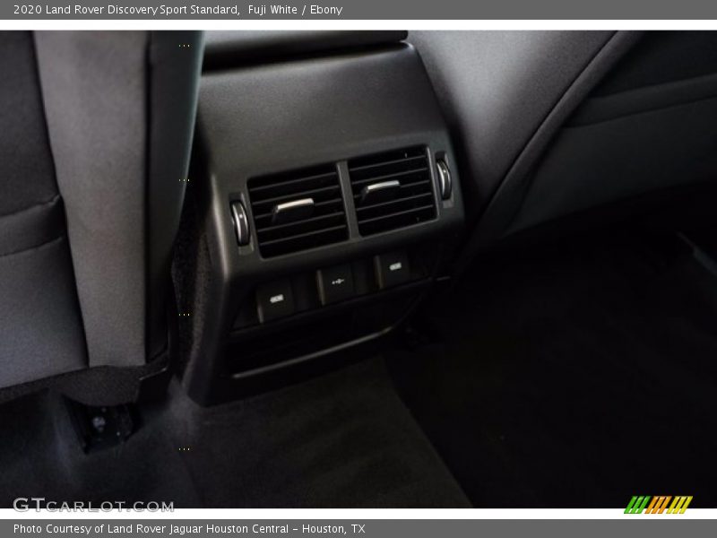 Fuji White / Ebony 2020 Land Rover Discovery Sport Standard