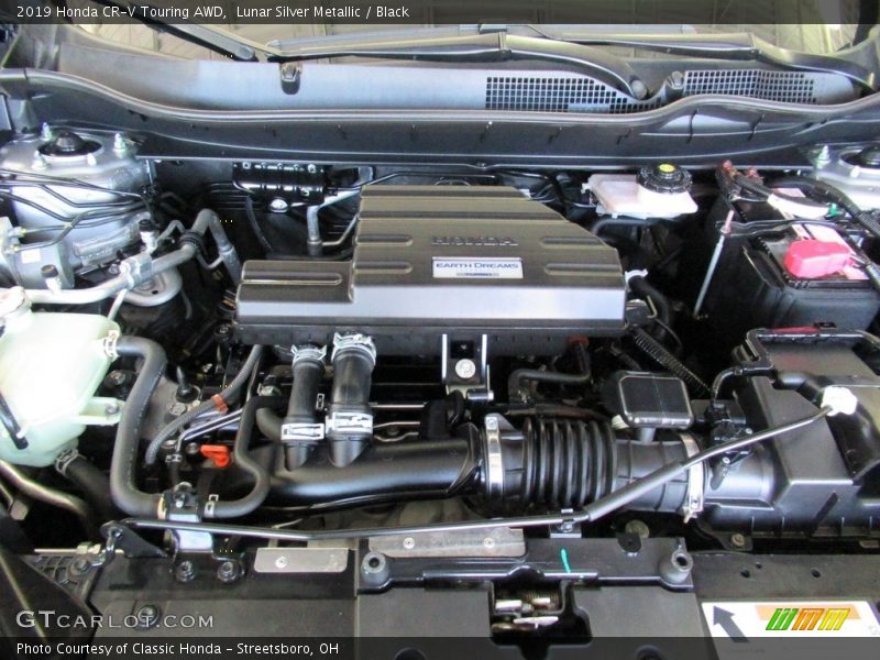  2019 CR-V Touring AWD Engine - 1.5 Liter Turbocharged DOHC 16-Valve i-VTEC 4 Cylinder