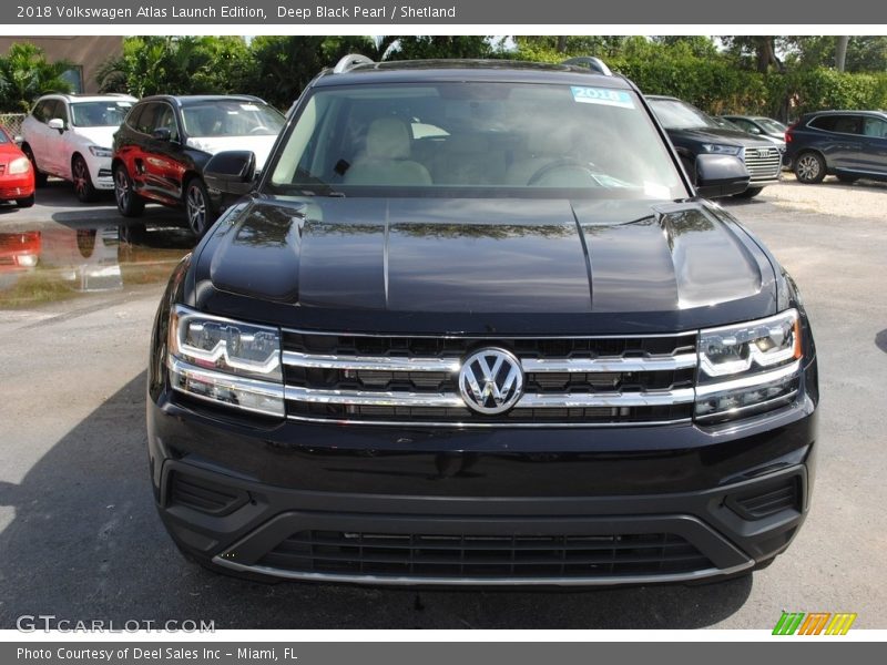 Deep Black Pearl / Shetland 2018 Volkswagen Atlas Launch Edition