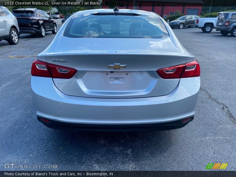 Silver Ice Metallic / Jet Black 2018 Chevrolet Malibu LS