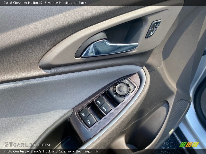 Silver Ice Metallic / Jet Black 2018 Chevrolet Malibu LS