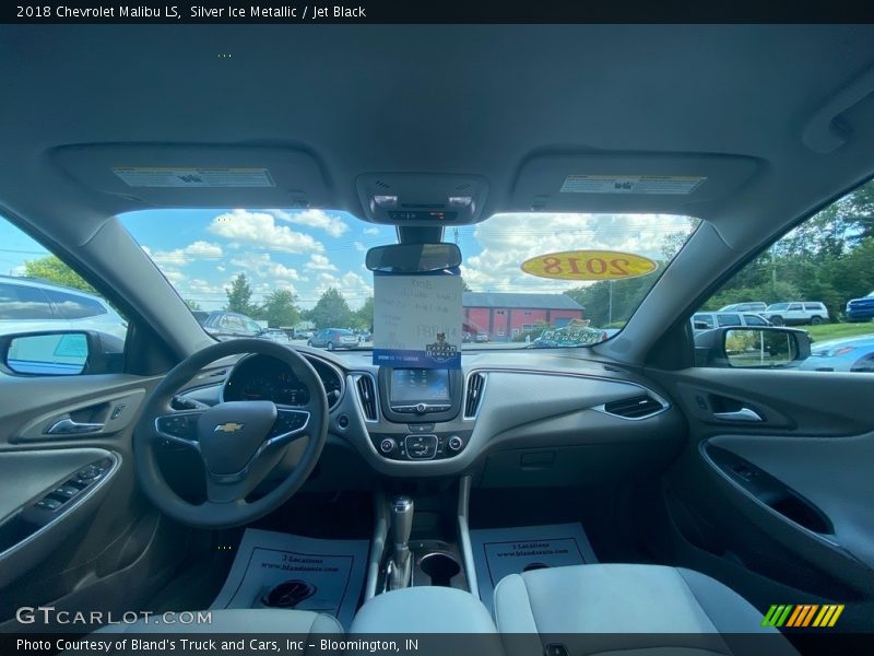 Silver Ice Metallic / Jet Black 2018 Chevrolet Malibu LS