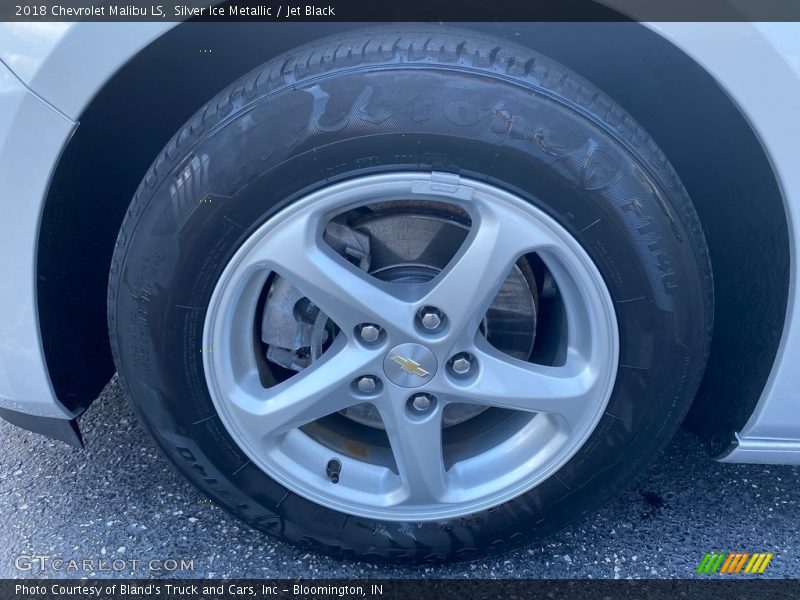 Silver Ice Metallic / Jet Black 2018 Chevrolet Malibu LS