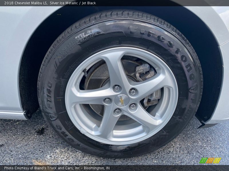 Silver Ice Metallic / Jet Black 2018 Chevrolet Malibu LS