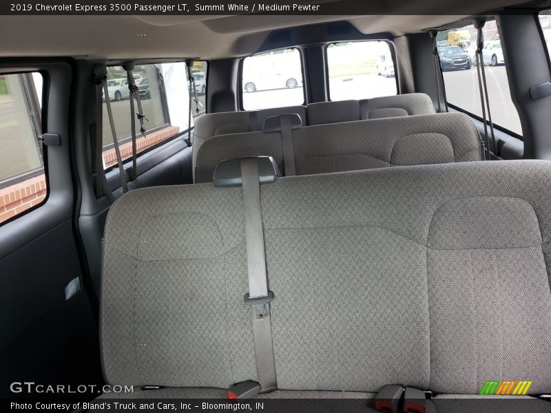 Summit White / Medium Pewter 2019 Chevrolet Express 3500 Passenger LT