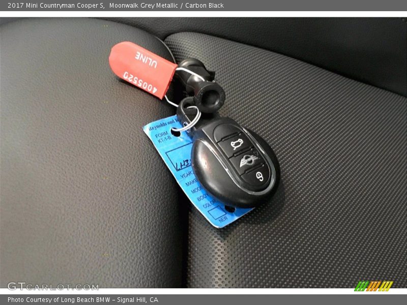 Moonwalk Grey Metallic / Carbon Black 2017 Mini Countryman Cooper S